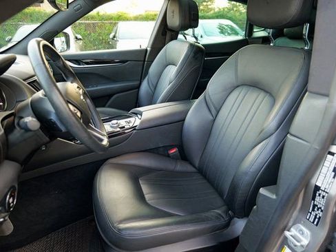 Used 2022 Maserati Levante Modena image 21