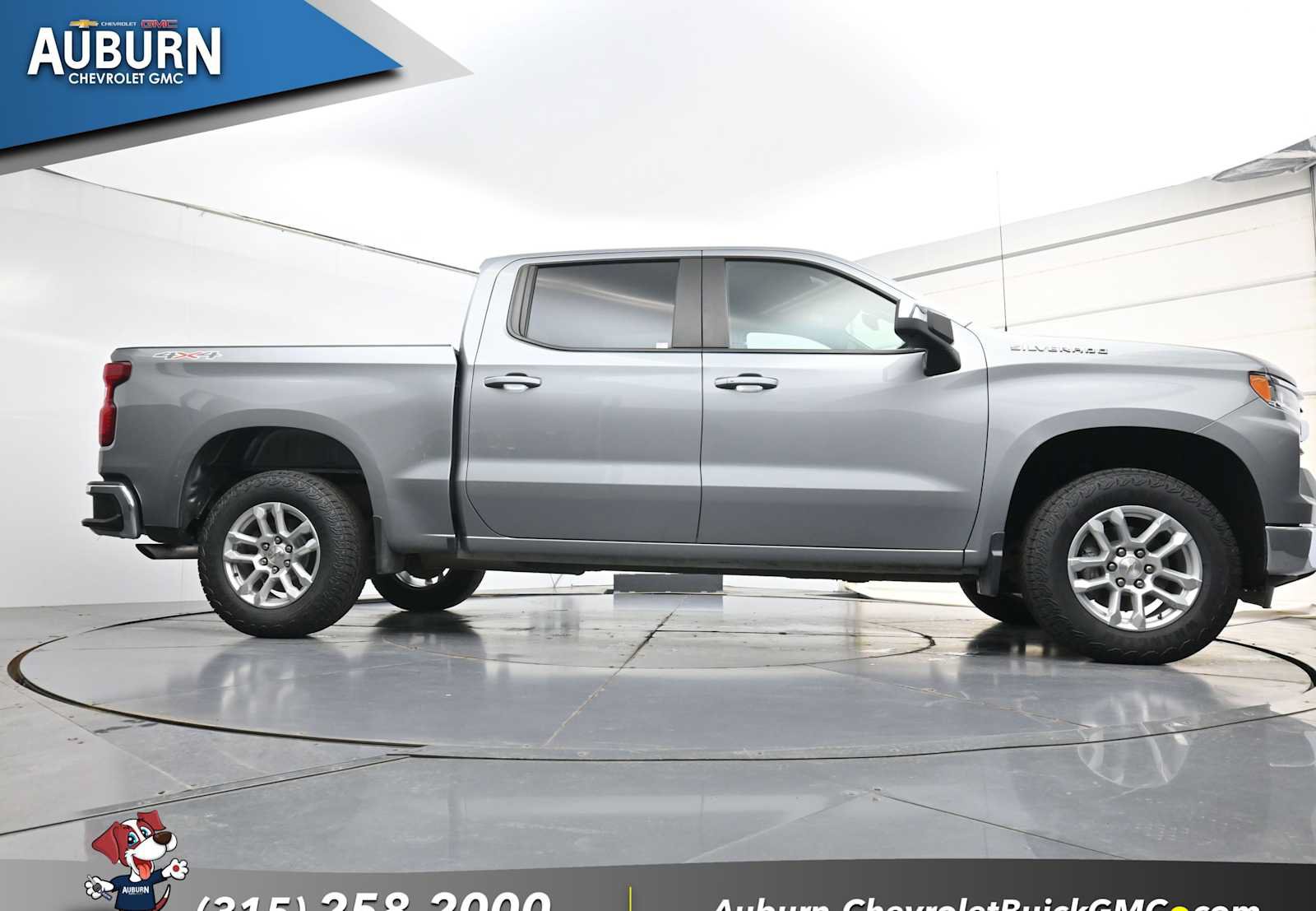 Used 2024 Chevrolet Silverado 1500 LT AWD/4WD image 27