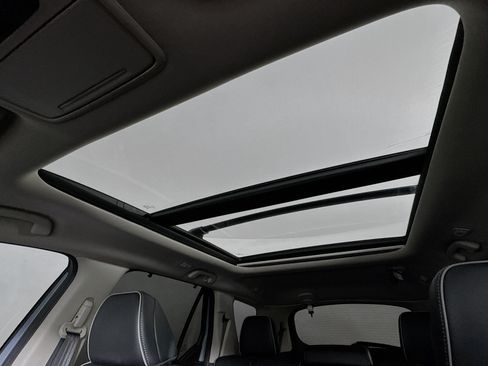 Certified 2023 Honda Pilot Elite image 23