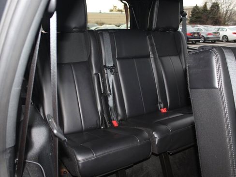 Used 2016 Ford Expedition EL Platinum image 18