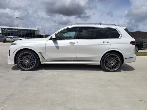 Certified 2024 BMW ALPINA XB7 AWD/4WD image 3