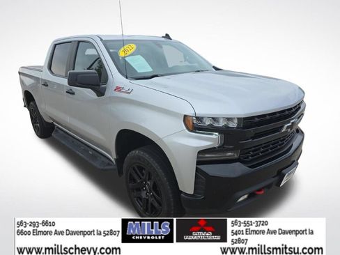 Used 2022 Chevrolet Silverado 1500 LT Trail Boss w/ Bed Protection Package AWD/4WD image 9
