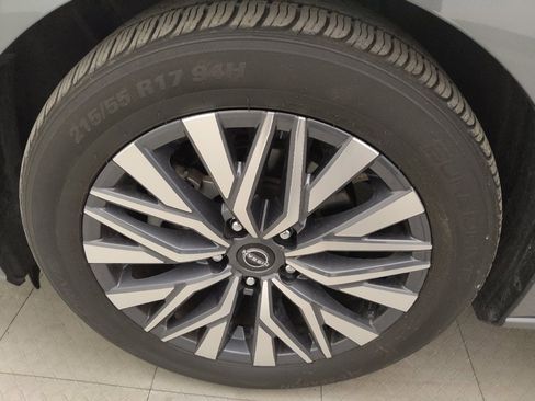 Used 2023 Nissan Altima 2.5 SV image 31