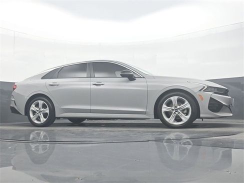 Used 2022 Kia K5 GT-Line image 31