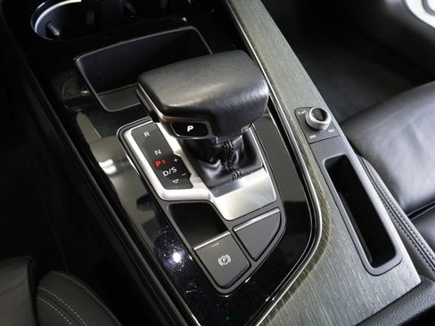 Used 2021 Audi A5 2.0T Premium image 23