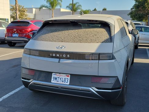 Used 2024 Hyundai Ioniq 5 SEL RWD image 4