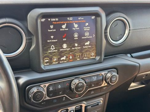 Used 2023 Jeep Wrangler Unlimited Sahara w/ Cold Weather Group AWD/4WD image 31