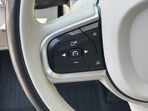 Certified 2023 Volvo XC90 B5 Core w/ Protection Package Premier image 55