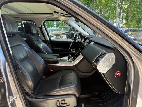 Used 2018 Land Rover Range Rover Sport HSE image 31