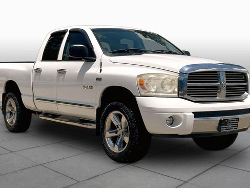 Used 2008 Dodge Ram 1500 Truck Laramie AWD/4WD image 2