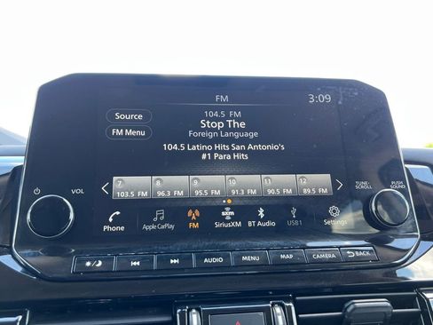 Certified 2025 Nissan Pathfinder SL FWD image 8