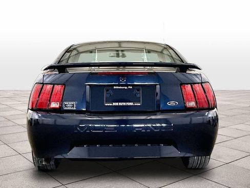 Used 2002 Ford Mustang Coupe RWD image 5