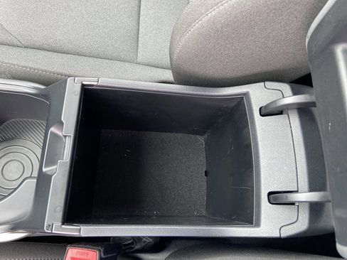 Used 2025 Kia K4 FWD image 44