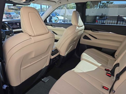 Certified 2023 INFINITI QX60 Sensory w/ Vision Package image 10