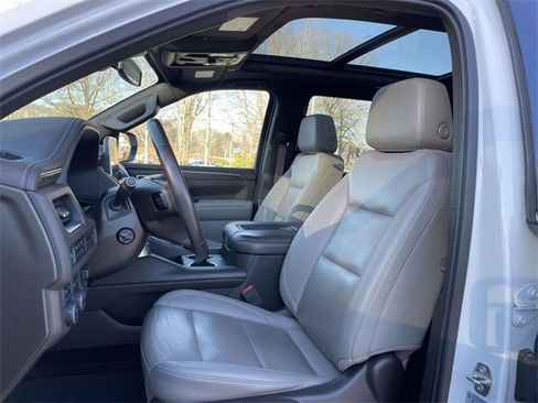 Used 2022 Chevrolet Tahoe Z71 w/ Z71 Off-Road Package image 20