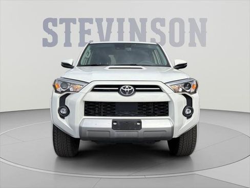 Certified 2024 Toyota 4Runner TRD Off-Road Premium AWD/4WD image 8