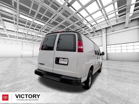 Used 2021 Chevrolet Express 2500 w/ Driver Convenience Package RWD image 3