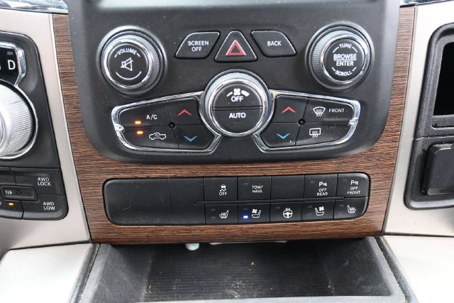 Used 2018 RAM 1500 Laramie w/ Convenience Group AWD/4WD image 27