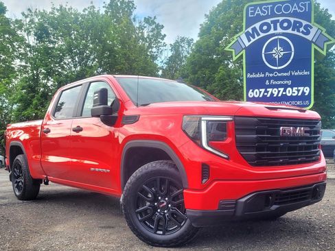 Used 2024 GMC Sierra 1500 Pro w/ Graphite Edition AWD/4WD image 1