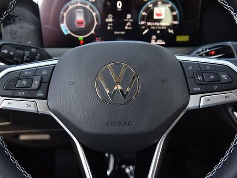 New 2026 Volkswagen Tiguan S FWD image 17
