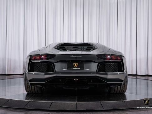 Used 2012 Lamborghini Aventador LP 700-4 image 19