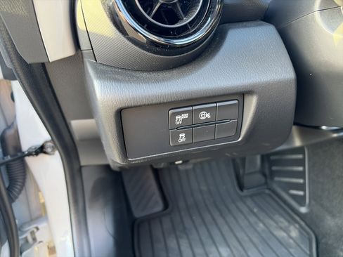 Used 2024 MAZDA MX-5 Miata Club image 24