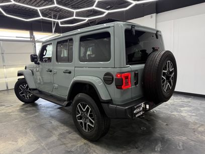 Used 2024 Jeep Wrangler Unlimited Sahara w/ Technology Group