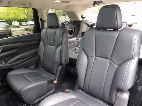 Used 2023 Subaru Ascent Limited w/ Technology Package image 24