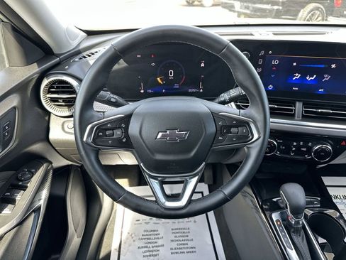 Used 2024 Chevrolet Trax ACTIV w/ Sunroof Package FWD image 14