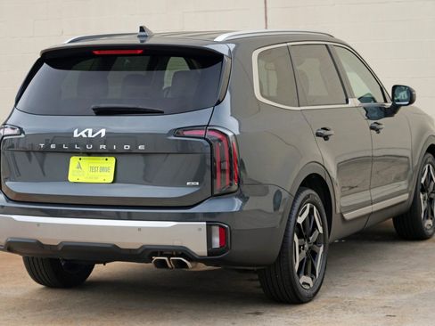 Used 2023 Kia Telluride EX AWD/4WD image 53