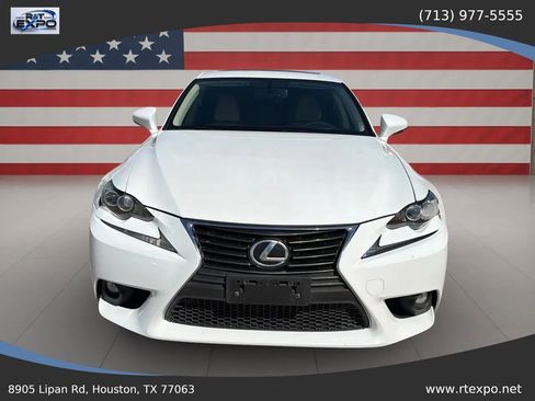 Used 2015 Lexus IS 250 w/ Navigation System Package RWD image 3