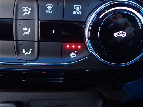 New 2025 Chevrolet Trax RS w/ Driver Confidence Package image 19