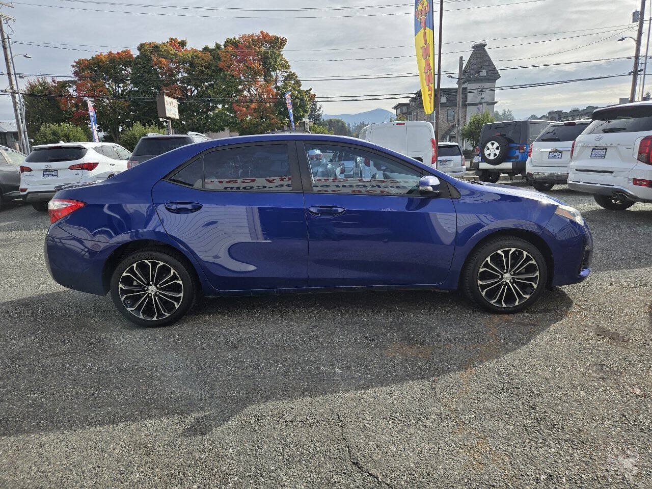 Used 2015 Toyota Corolla S FWD image 4
