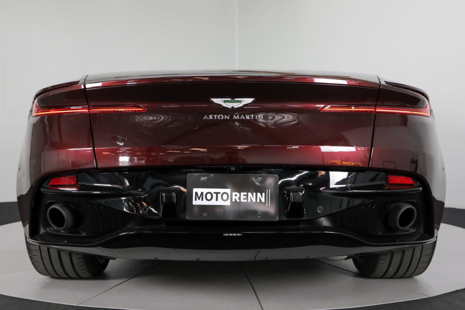 Used 2019 Aston Martin DB11 Volante RWD image 22