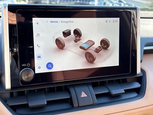 New 2025 Toyota RAV4 LE image 17