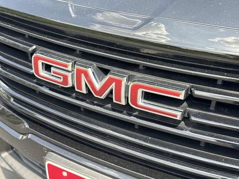 Certified 2023 GMC Terrain SLE w/ Driver Convenience Package AWD/4WD image 30