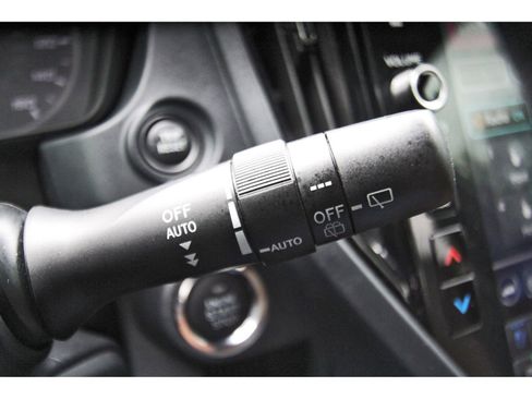 Certified 2025 Subaru Forester Touring AWD/4WD image 18