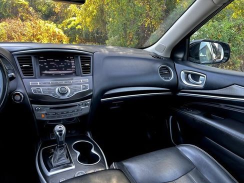 Used 2019 INFINITI QX60 Luxe w/ Essential Package image 32