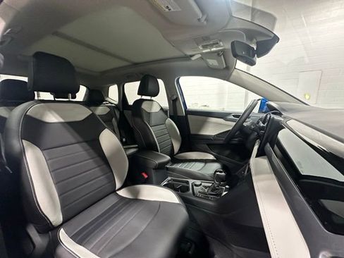 New 2026 Volkswagen Taos SEL AWD/4WD image 14