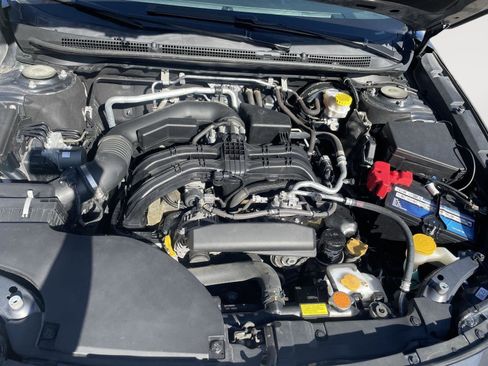 Used 2020 Subaru Outback Premium AWD/4WD image 17