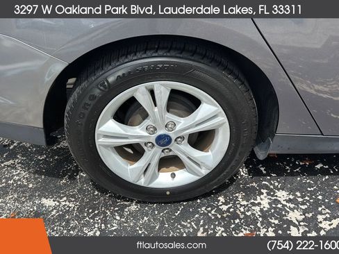 Used 2014 Ford Focus SE image 16