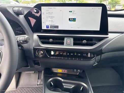 New 2025 Lexus UX 300h AWD image 25