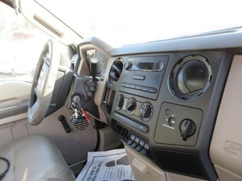 Used 2008 Ford F450 2WD Regular Cab Super Duty image 17