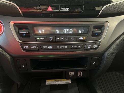 Used 2022 Honda Pilot Special Edition image 17