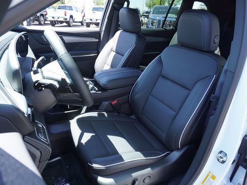New 2026 Buick Enclave Preferred w/ Super Cruise Package FWD image 14