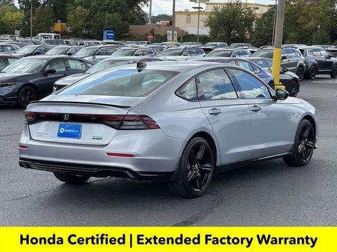 Used 2025 Honda Accord Sport image 2