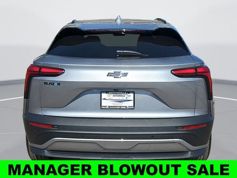 New 2025 Chevrolet Blazer EV LT w/ Midnight/Sport Edition FWD image 4