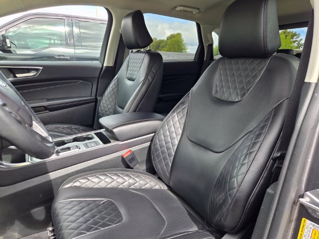 Certified 2024 Ford Edge Titanium w/ Equipment Group 301A AWD/4WD image 11