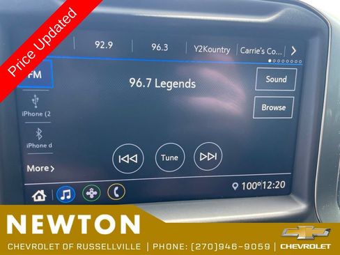 Used 2022 Chevrolet Silverado 1500 RST w/ Safety Package AWD/4WD image 10