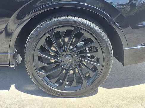 Used 2025 Lincoln Aviator Reserve w/ Jet Appearance Package RWD image 25